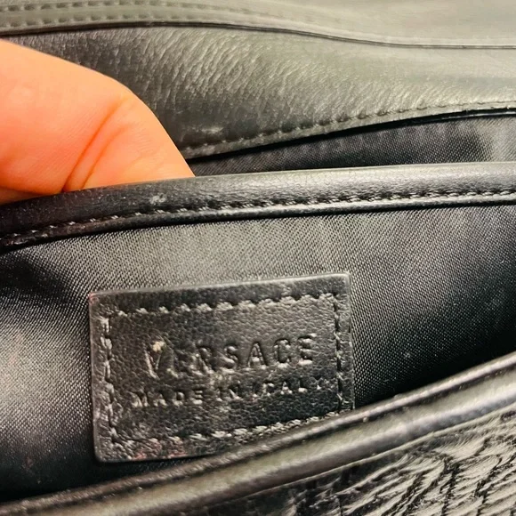NWOT Authentic Versace classic chain purse evening clutch.